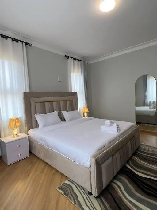Querencia Residence Kampala 0*,